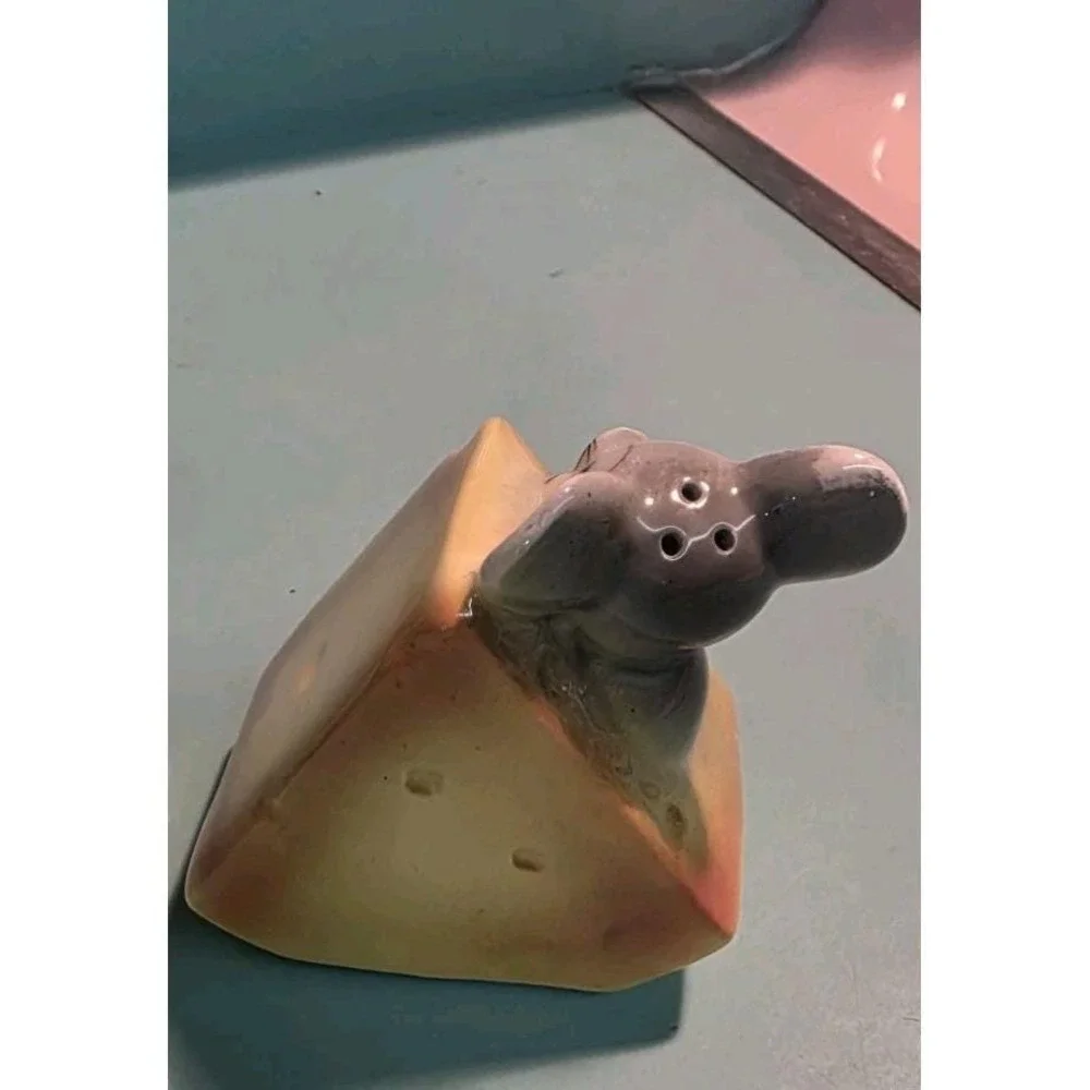 Vintage Mouse Chef & Cheese Salt Pepper Shakers Made in Japan Ceramic...